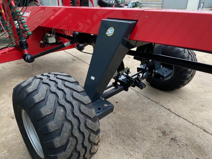 Kverneland Taarup 94125C 4 rotor rake