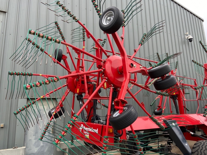 Kverneland Taarup 94125C 4 rotor rake