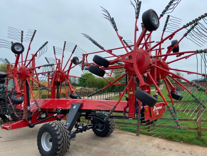 Kverneland Taarup 94125C 4 rotor rake