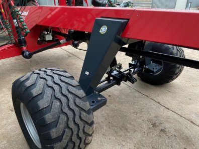 Kverneland Taarup 94125C 4 rotor rake