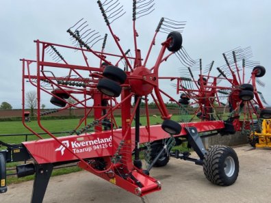Kverneland Taarup 94125C 4 rotor rake