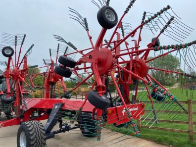 Kverneland Taarup 94125C 4 rotor rake