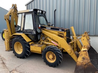 CAT 438B wheel digger