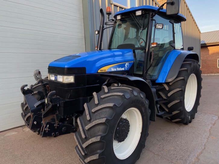 New Holland TM155