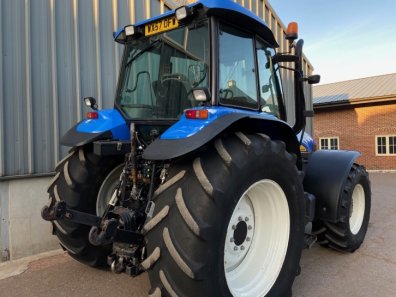 New Holland TM155