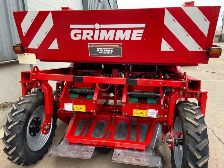 Grimme GB215 Potato belt planter