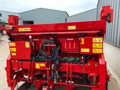 Grimme GB215 Potato belt planter