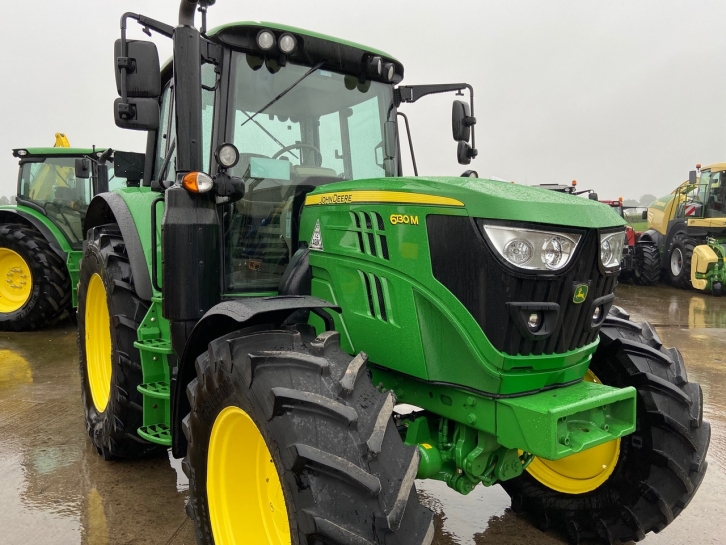 John Deere 6130M