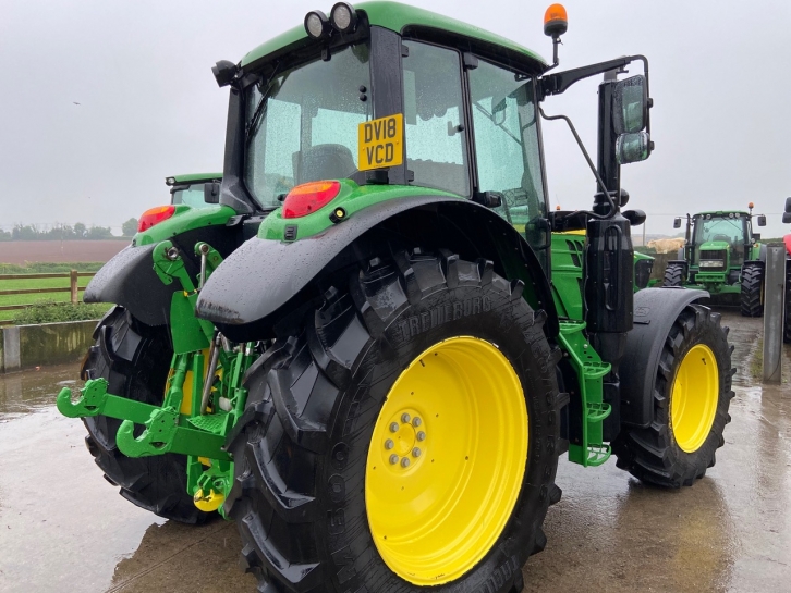 John Deere 6130M