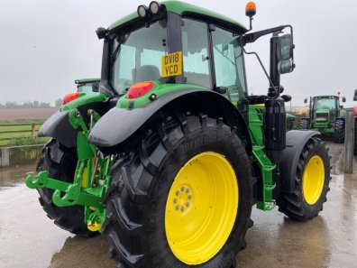 John Deere 6130M