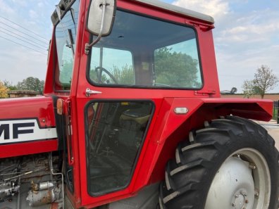 Massey Ferguson 575