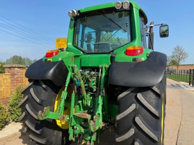 John Deere 6930