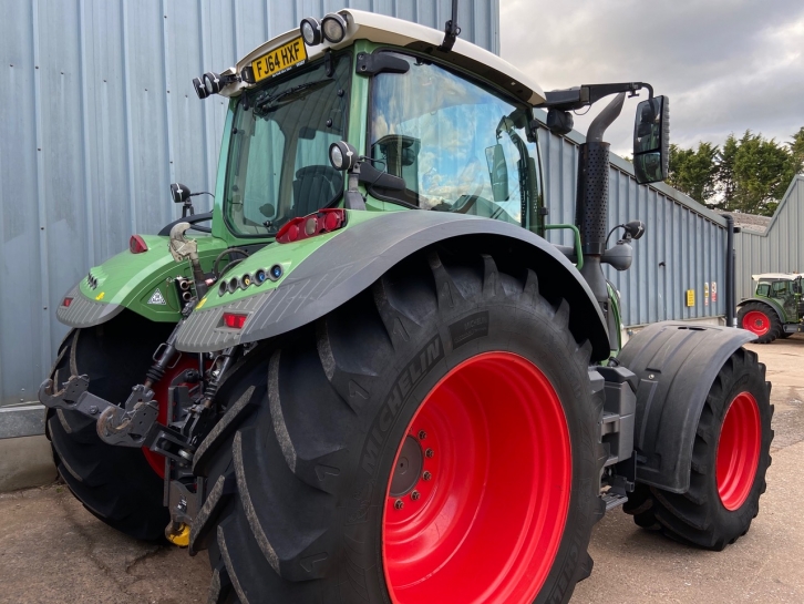 Fendt 724 Profi-Plus