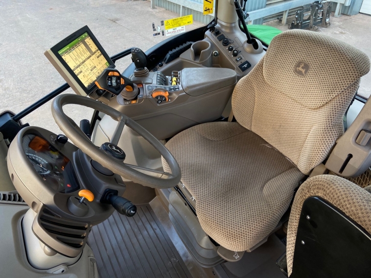 John Deere 6155R Ultimate