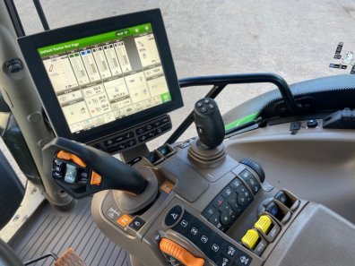 John Deere 6155R Ultimate