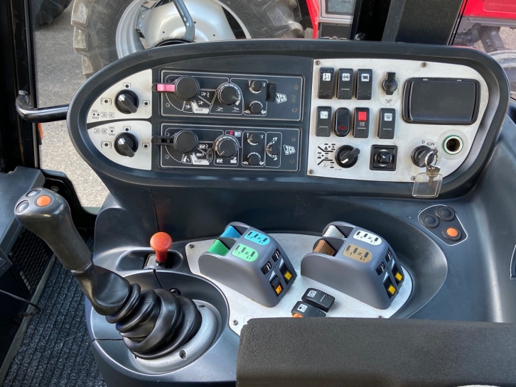 JCB 3230 Plus