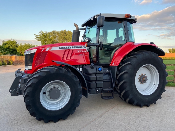 Massey Ferguson 7726 Dyna-VT Exclusive