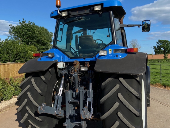 New Holland 8970A