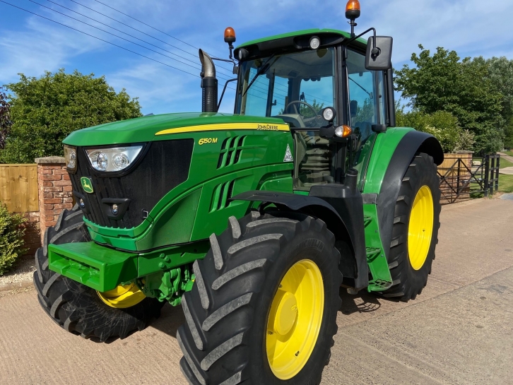John Deere 6150M