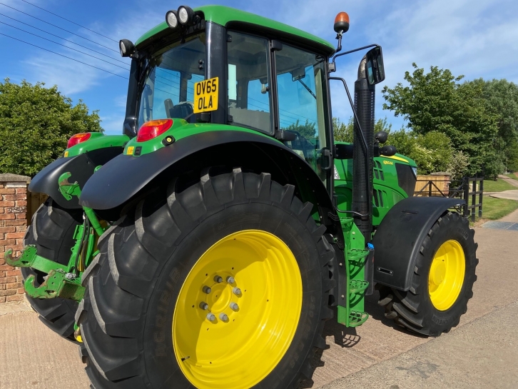 John Deere 6150M