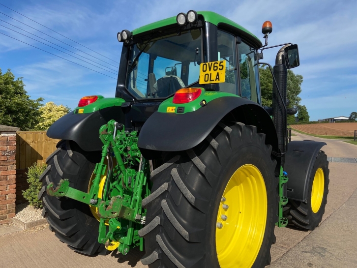 John Deere 6150M