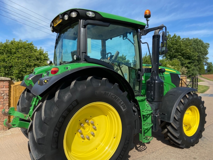 John Deere 6155R