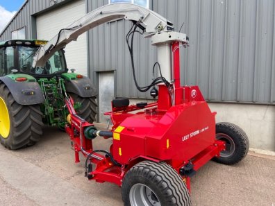 Lely Storm P 300 trailed forager
