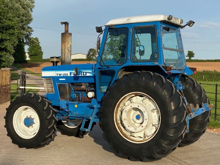 Ford TW20