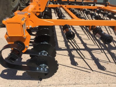 Mzuri Rezult Straw rake