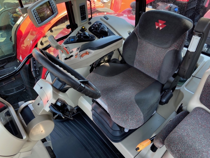Massey Ferguson 7726 Exclusive