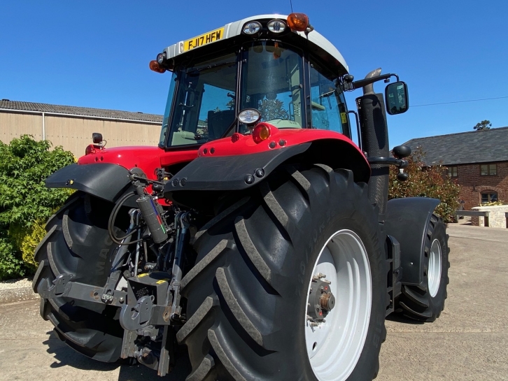 Massey Ferguson 7726 Exclusive