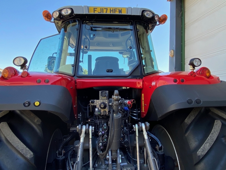 Massey Ferguson 7726 Exclusive