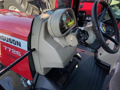 Massey Ferguson 7726 Exclusive