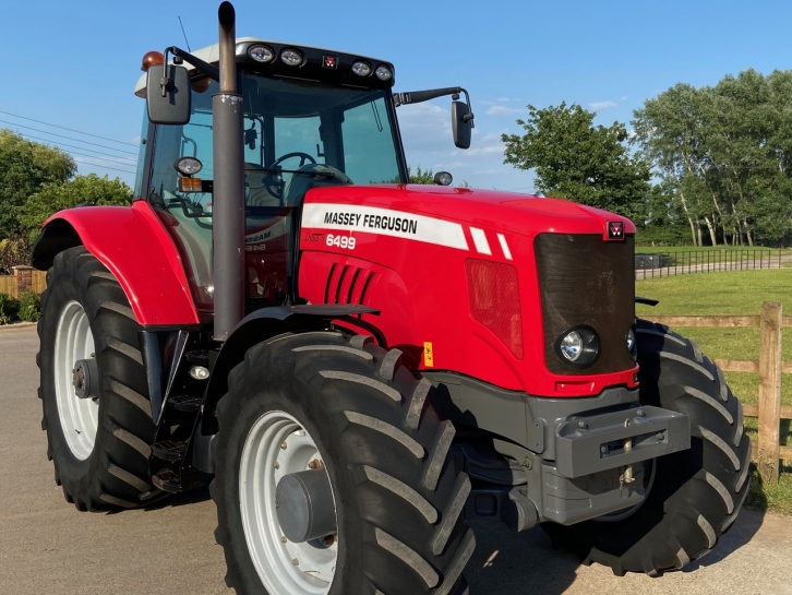 Massey Ferguson 6499