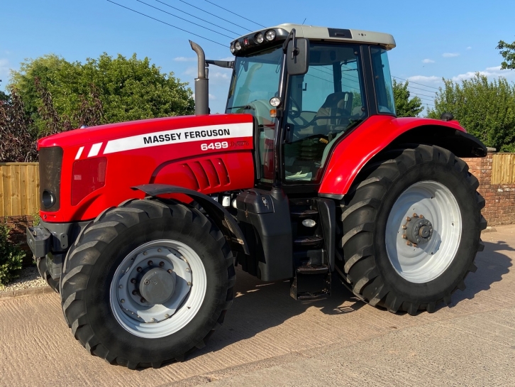Massey Ferguson 6499