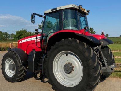 Massey Ferguson 6499