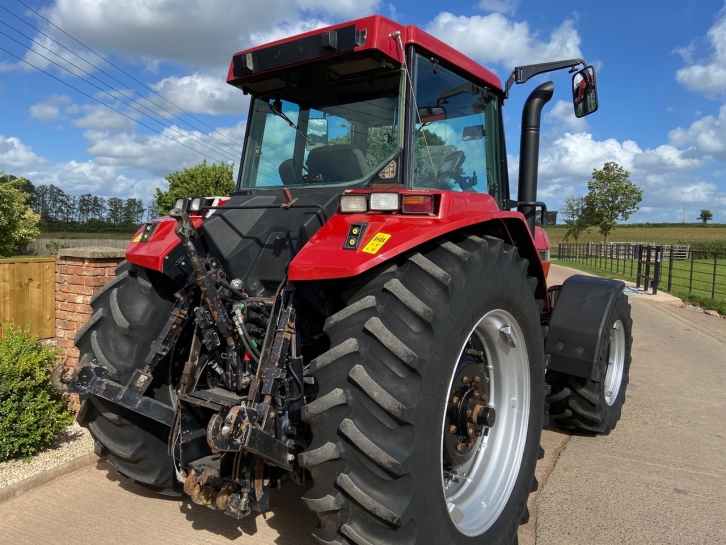 Case 7220 Pro