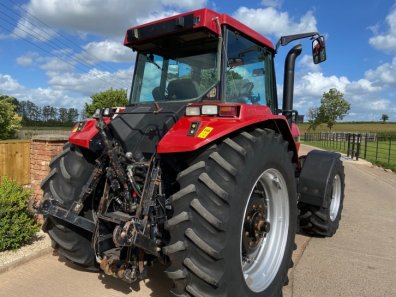 Case 7220 Pro