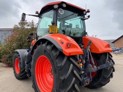 Kubota M7171 Premium KVT