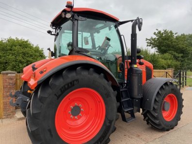 Kubota M7171 Premium KVT