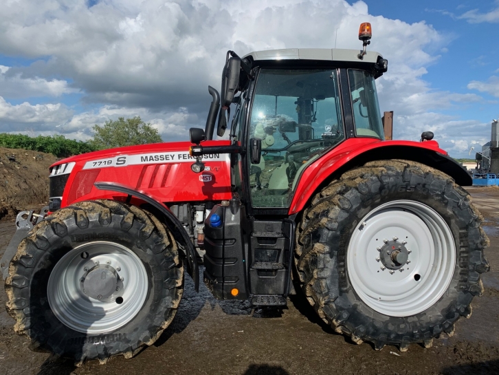 Massey Ferguson 7719S Exclusive