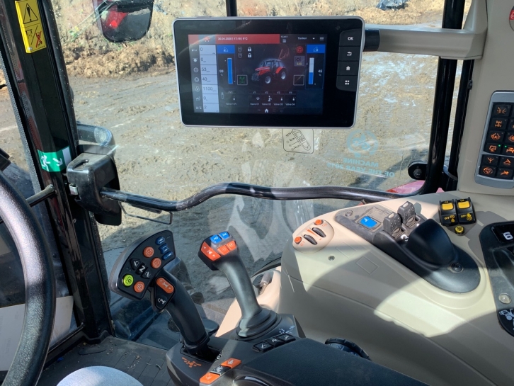 Massey Ferguson 7719S Exclusive