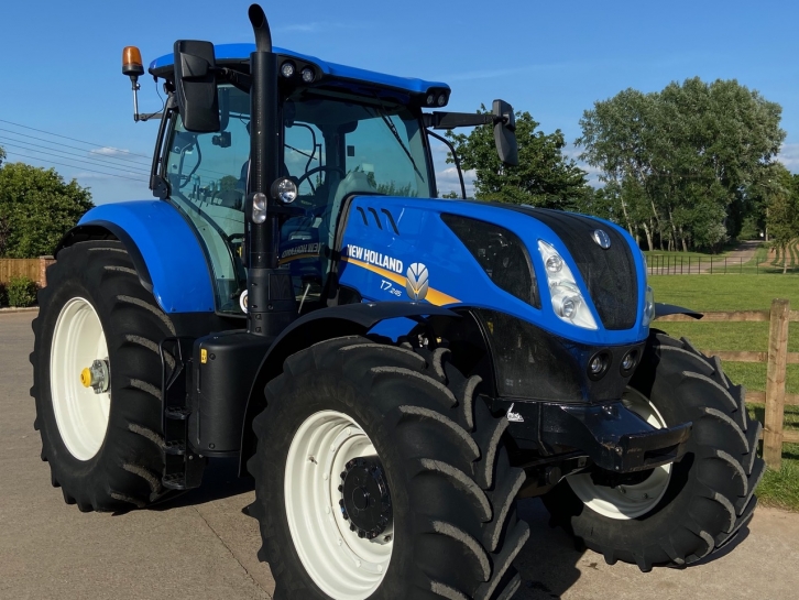 New Holland T7.245