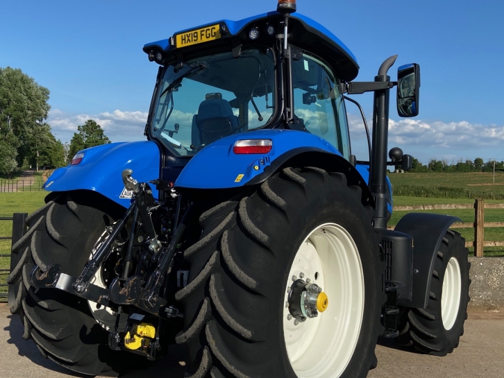 New Holland T7.245