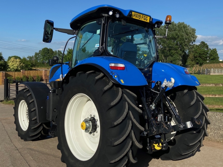 New Holland T7.245
