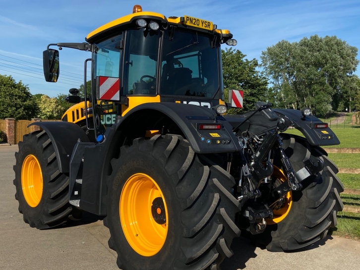 JCB 4220
