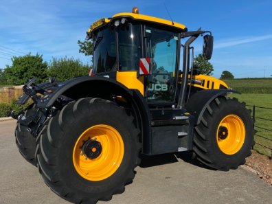 JCB 4220