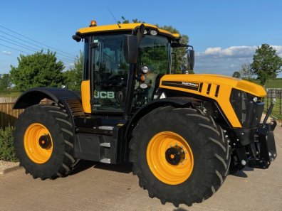 JCB 4220