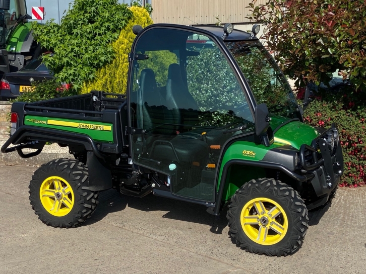 John Deere 855D XUV Gator