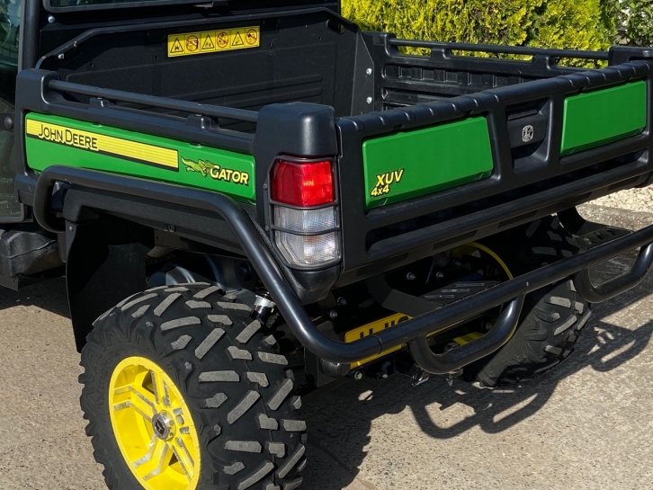 John Deere 855D XUV Gator
